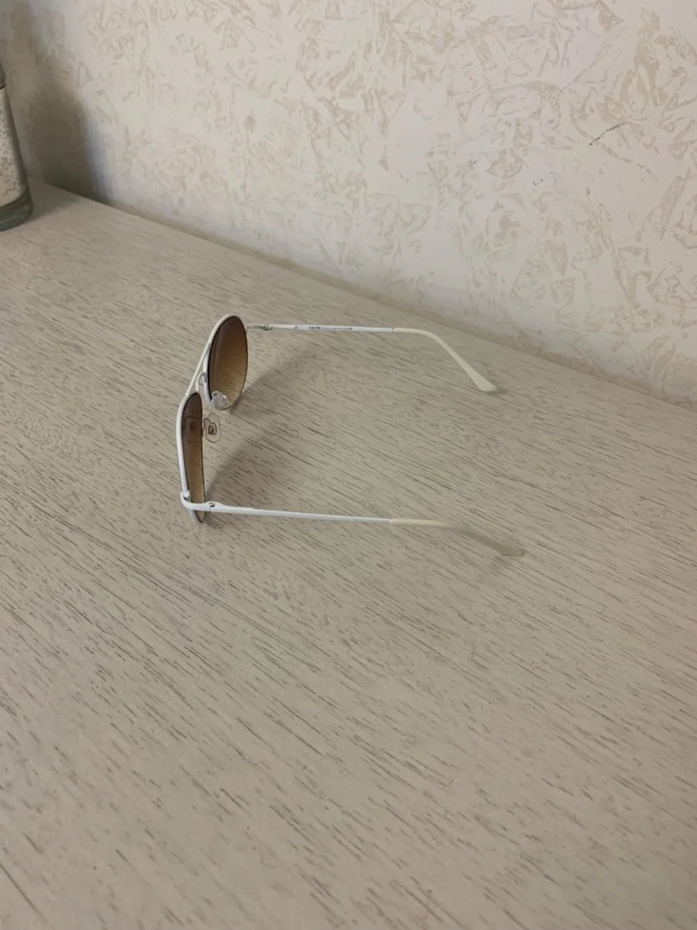 Women’s White-Framed Sunglasses